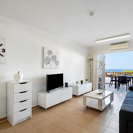 דירה Geranios 404